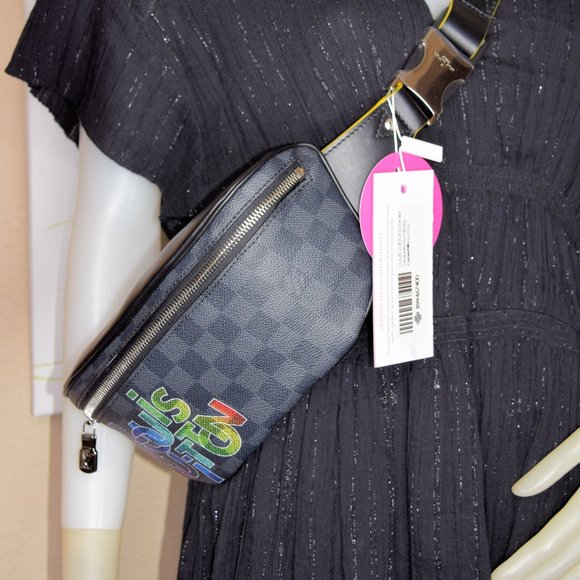 Louis Vuitton Handbags - NEW UNUSED LOUIS VUITTON DAMIER GRAPHITE BUMBAG